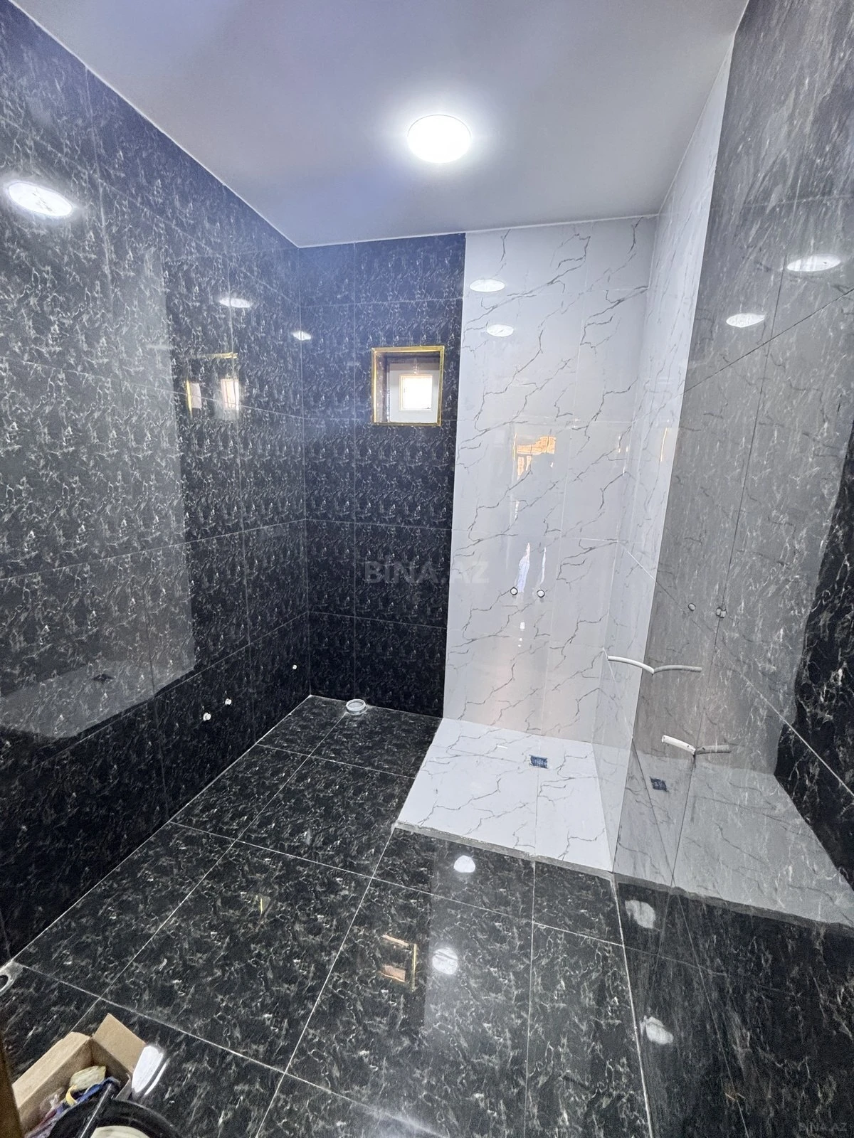 Satılır 4 otaqlı həyət evi 100 m²