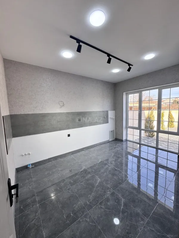 Satılır 4 otaqlı həyət evi 100 m²