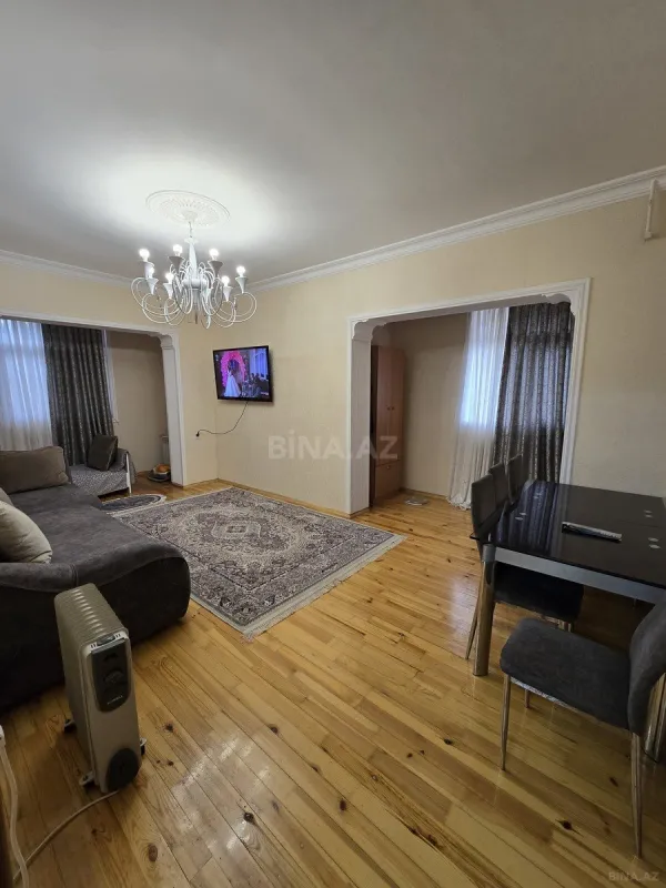 Satılır 2 otaqlı mənzil 65 m²