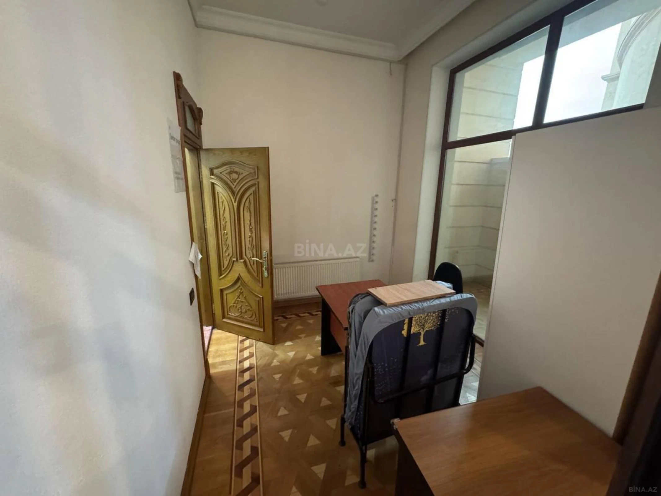 Kirayə verilir 13 otaqlı ofis 1000 m²