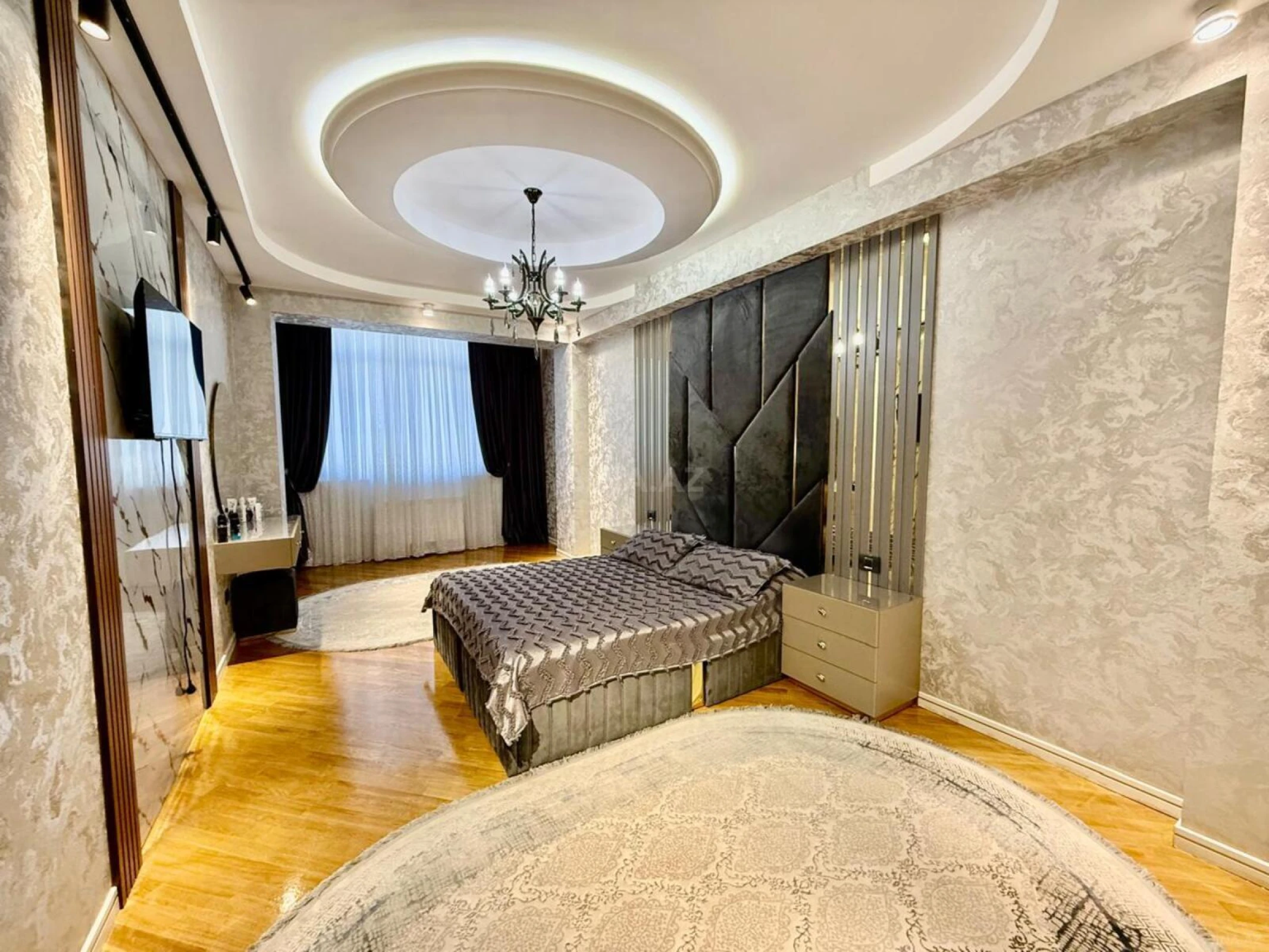Satılır 3 otaqlı mənzil 150 m²