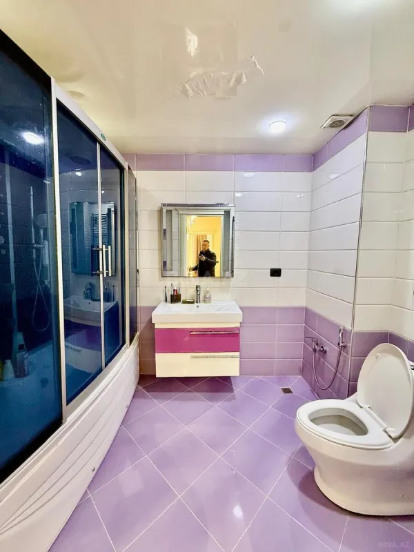 Satılır 3 otaqlı mənzil 150 m²