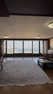 Satılır 2 otaqlı mənzil 100 m²