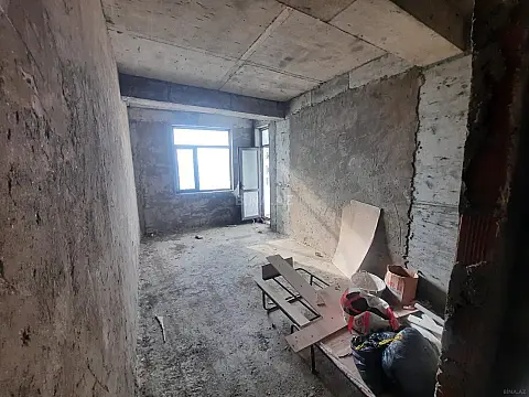 Satılır 2 otaqlı mənzil 54 m²