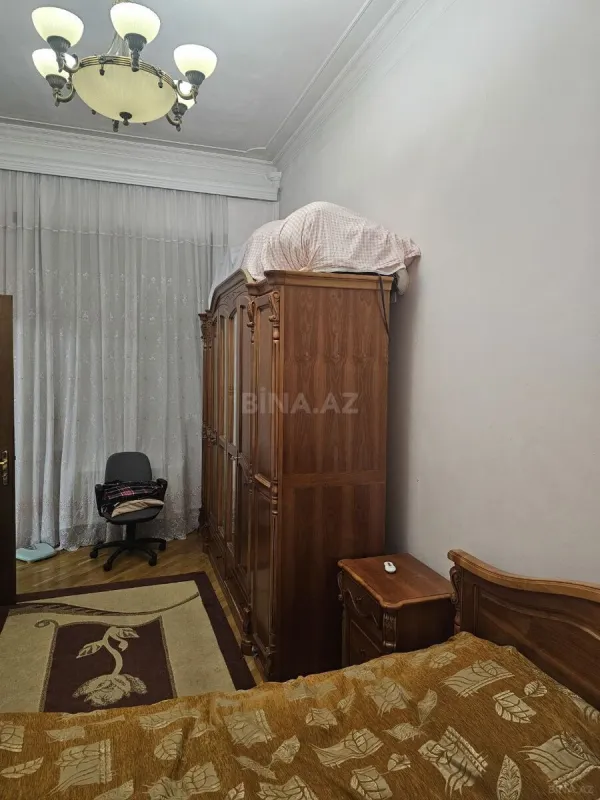 Satılır 3 otaqlı mənzil 82 m²