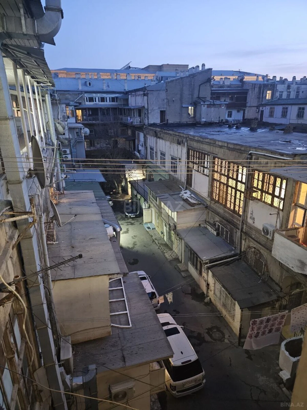 Satılır 3 otaqlı mənzil 82 m²