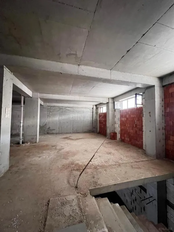 Satılır obyekt 450 m²