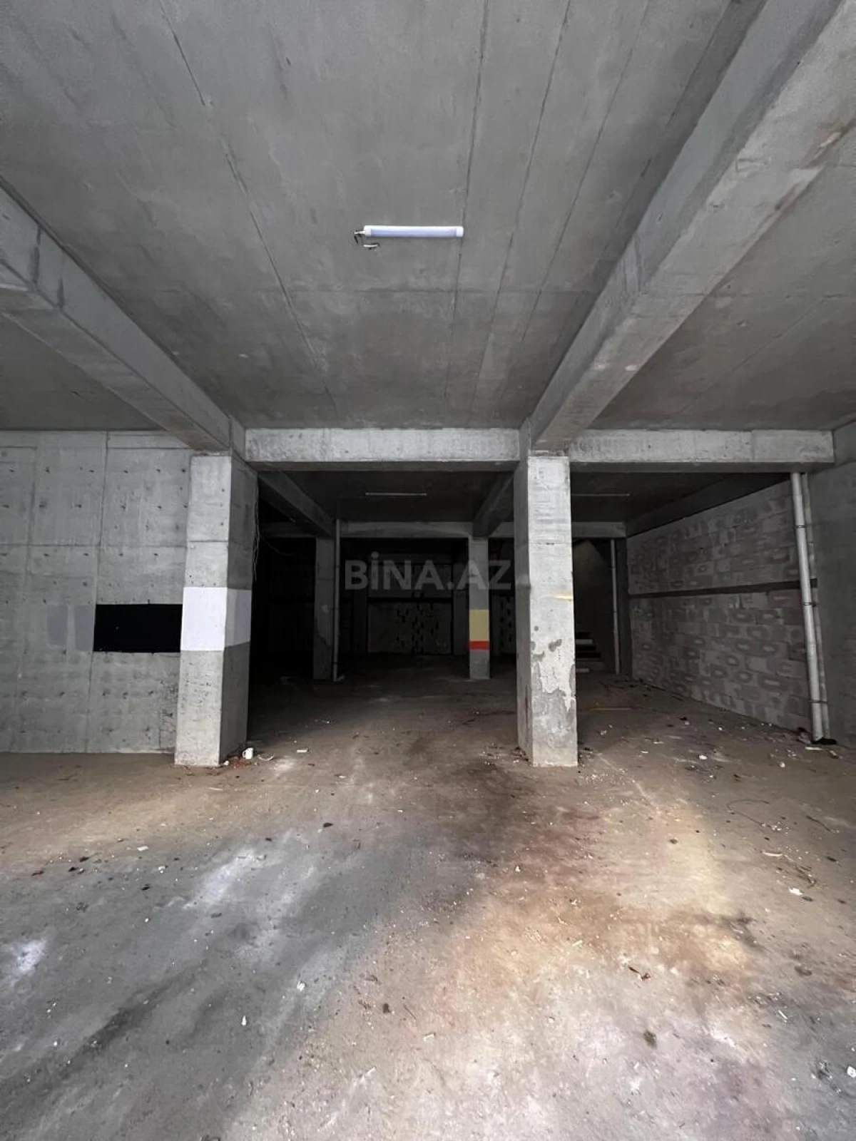 Satılır obyekt 450 m²