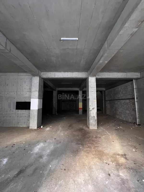 Satılır obyekt 450 m²