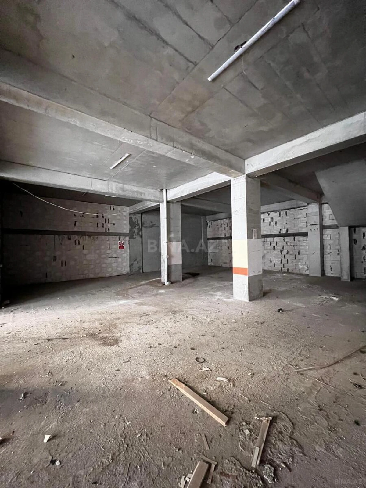 Satılır obyekt 450 m²