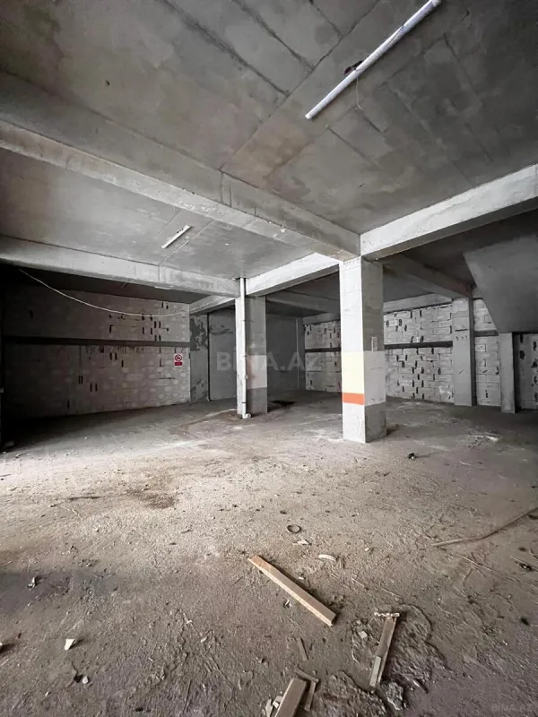 Satılır obyekt 450 m²