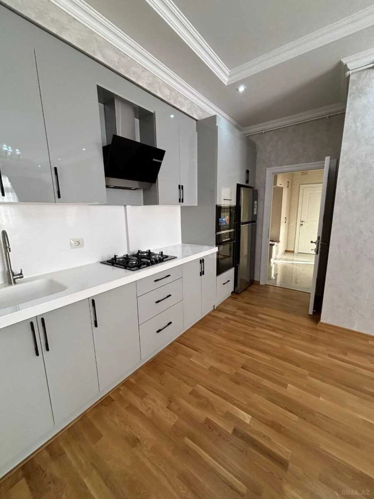 Kirayə verilir 3 otaqlı mənzil 100 m²