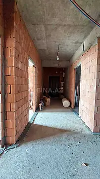 Satılır 3 otaqlı mənzil 106.5 m²