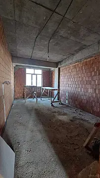 Satılır 3 otaqlı mənzil 106.5 m²