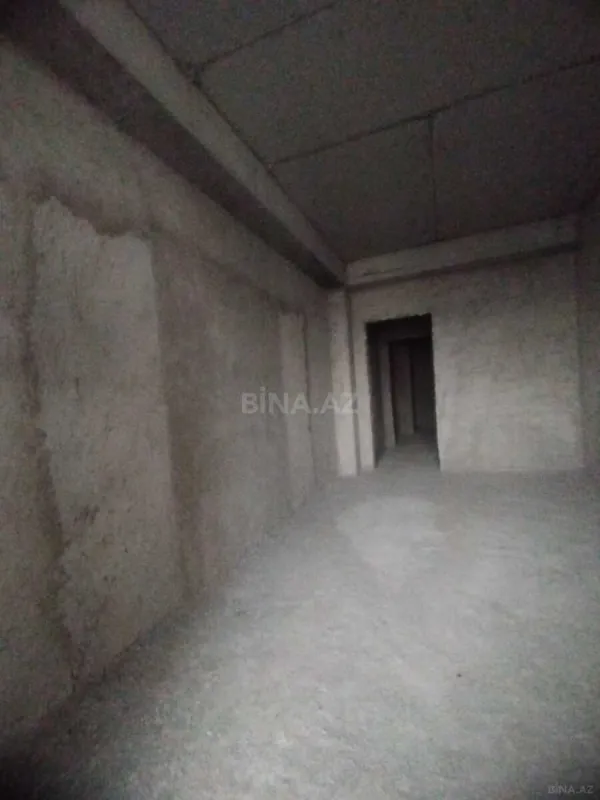 Satılır 4 otaqlı mənzil 164 m²