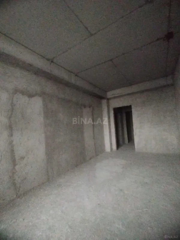Satılır 4 otaqlı mənzil 164 m²