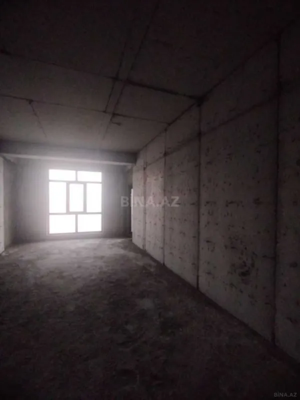 Satılır 4 otaqlı mənzil 164 m²