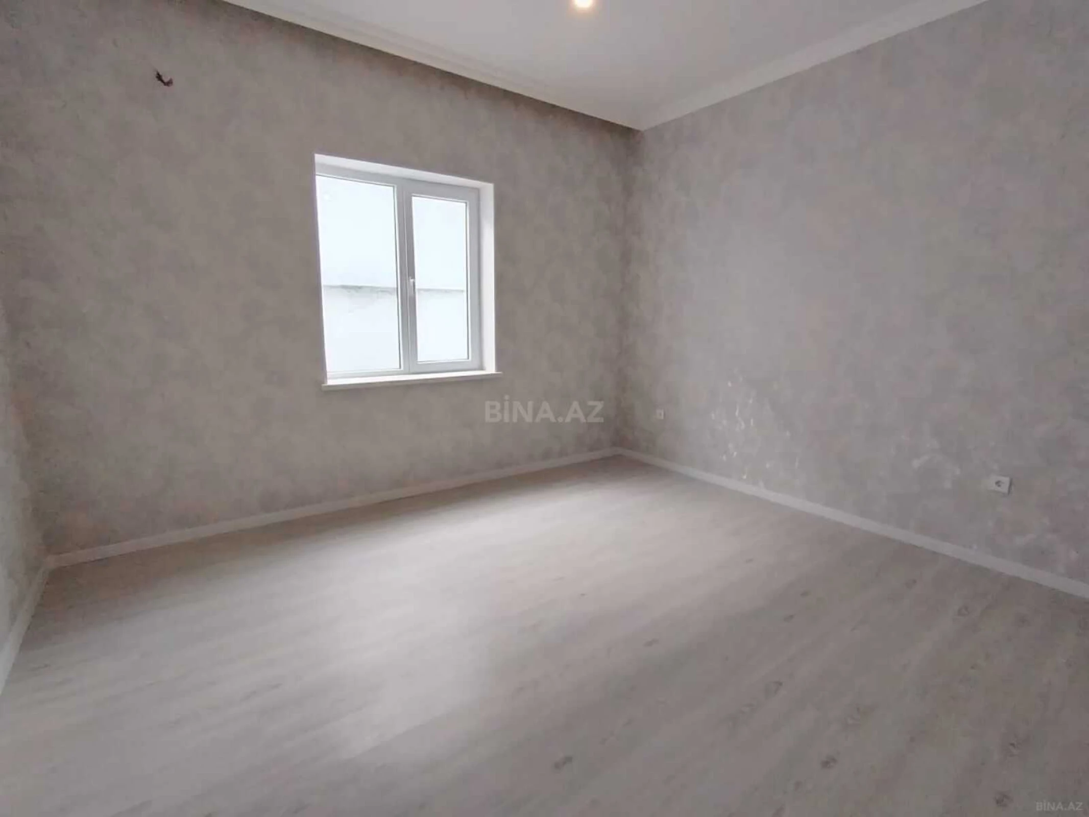Satılır 3 otaqlı həyət evi 80 m²