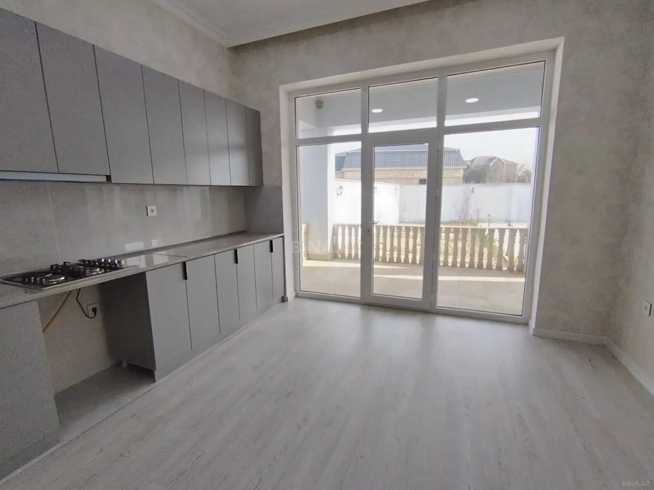 Satılır 3 otaqlı həyət evi 80 m²