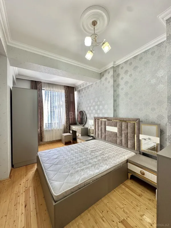 Satılır 2 otaqlı mənzil 75 m²