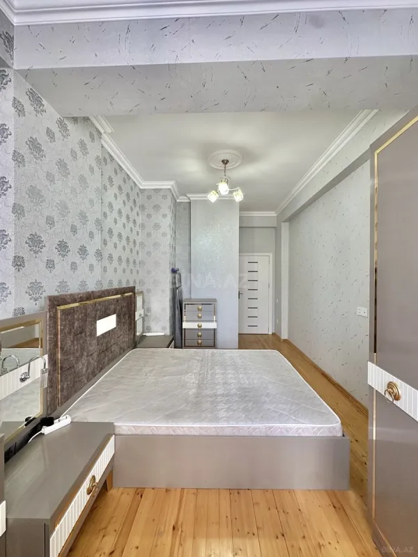 Satılır 2 otaqlı mənzil 75 m²