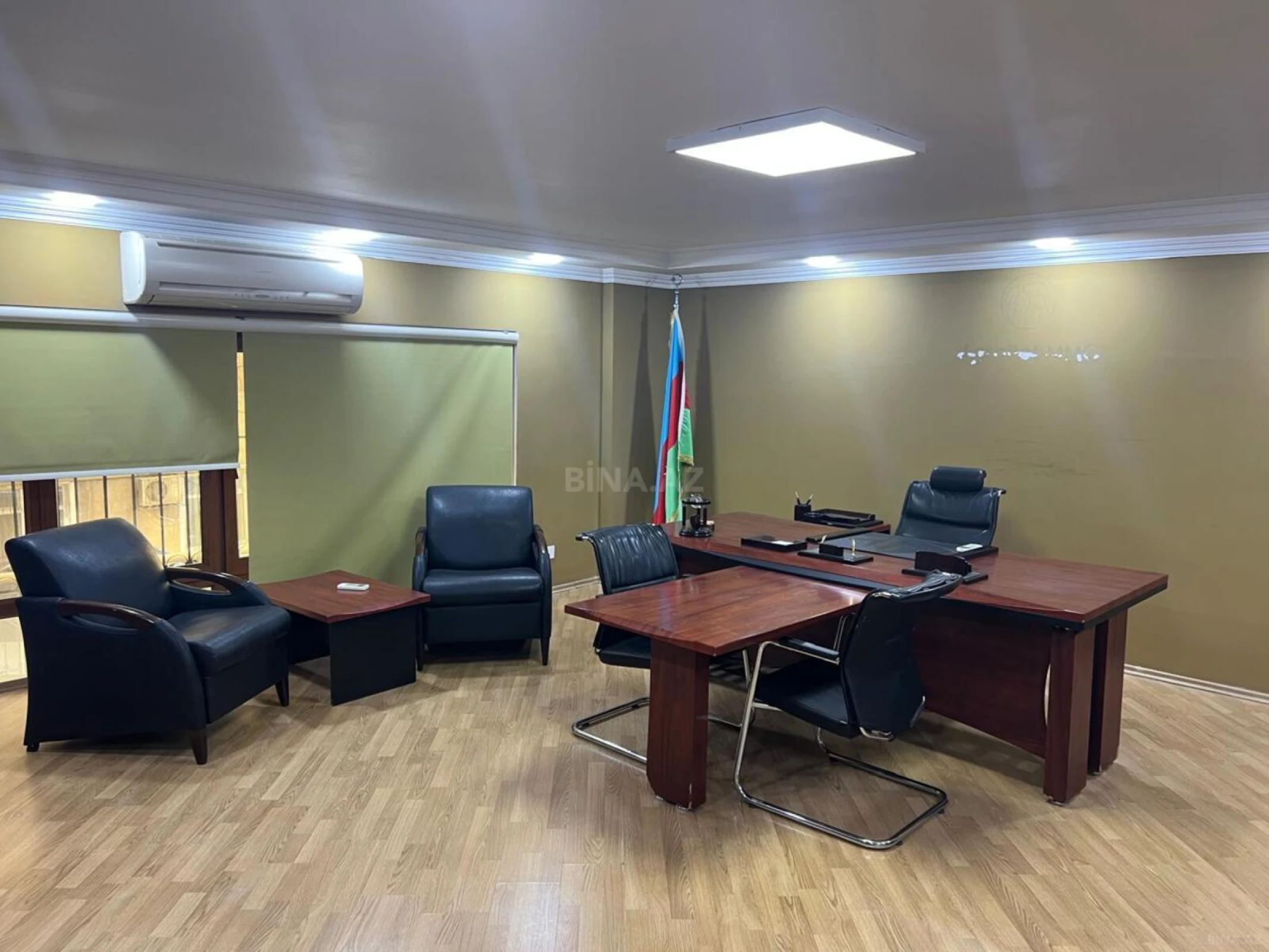 Satılır obyekt 330 m²