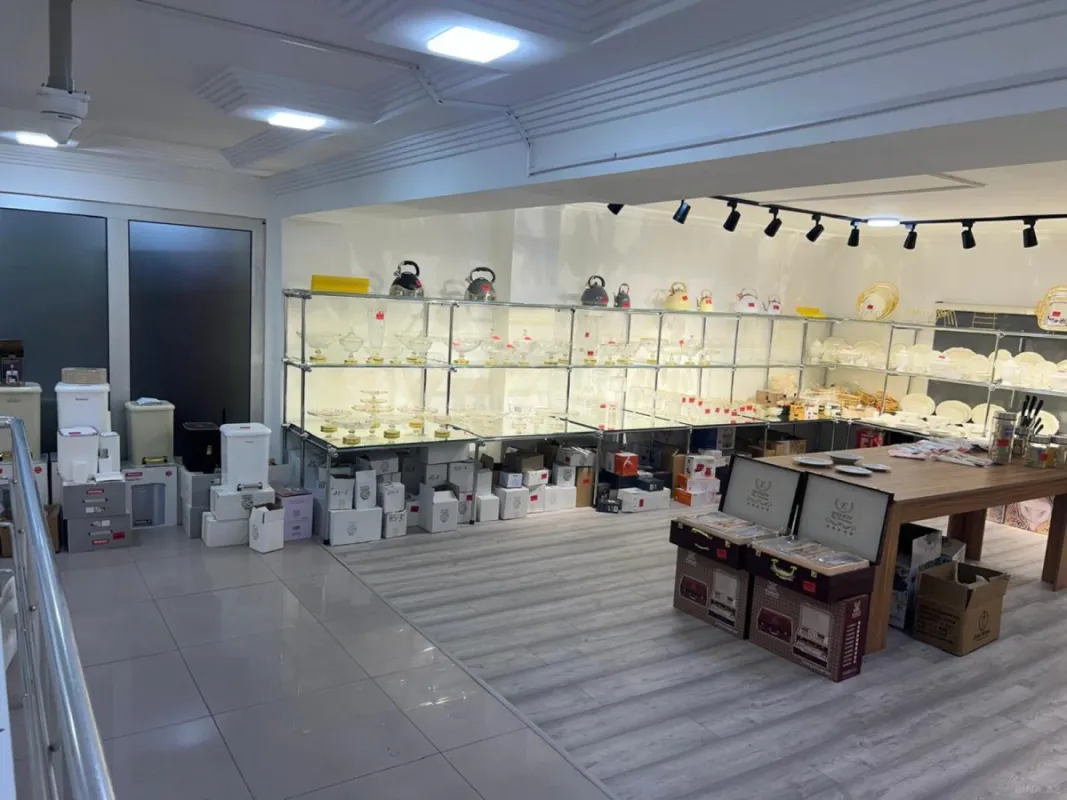 Satılır obyekt 330 m²