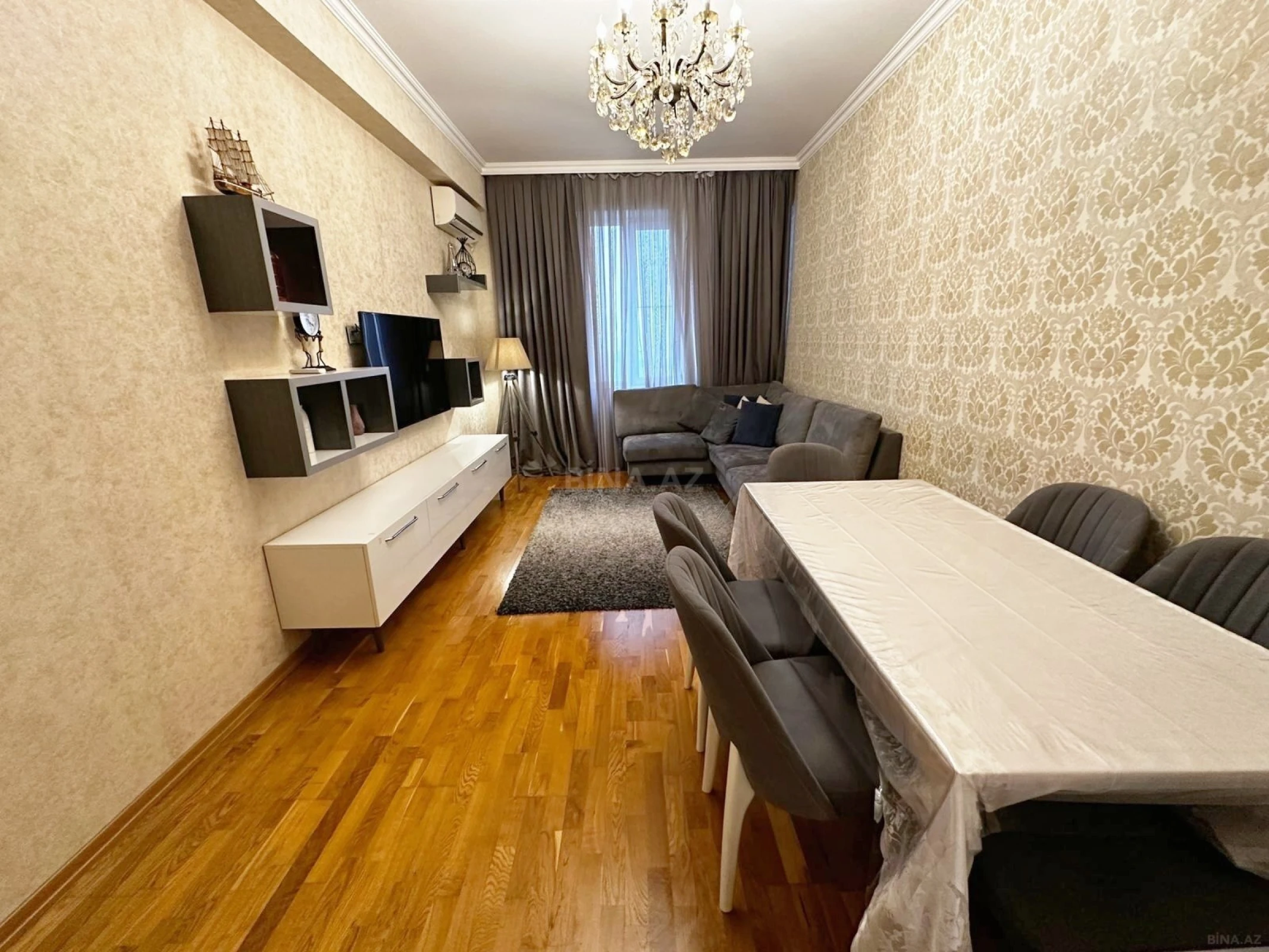 Satılır 2 otaqlı mənzil 70 m²