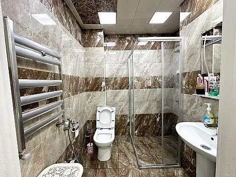 Satılır 2 otaqlı mənzil 70 m²