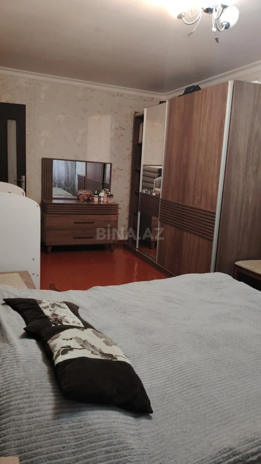 Satılır 3 otaqlı mənzil 70 m²