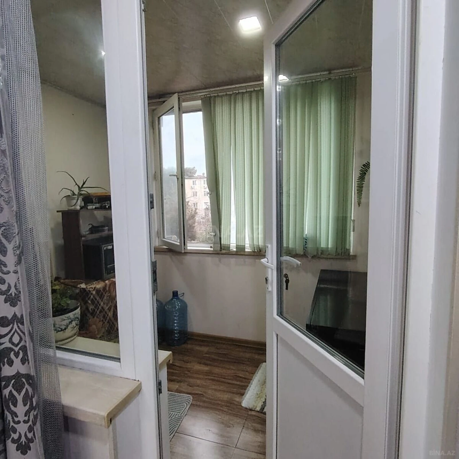 Satılır 3 otaqlı mənzil 70 m²
