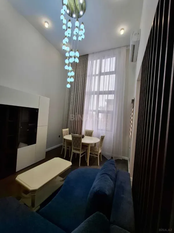 Satılır 2 otaqlı mənzil 73 m²