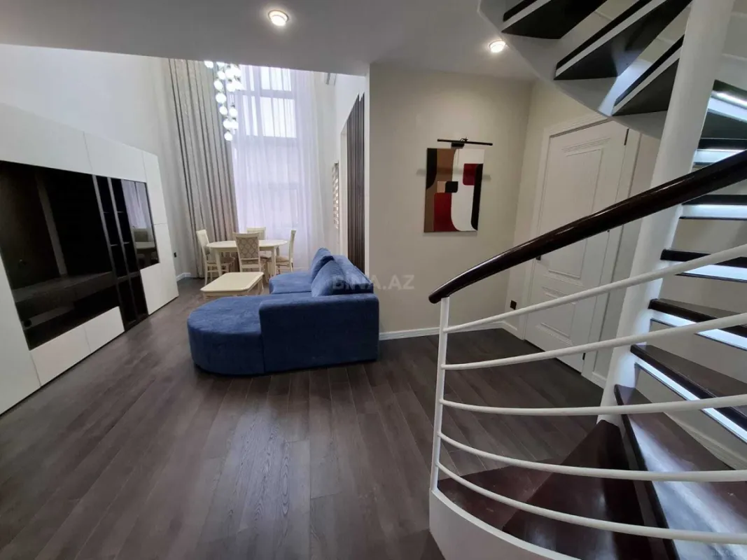 Satılır 2 otaqlı mənzil 73 m²