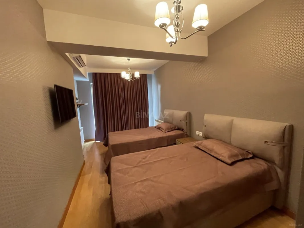 Kirayə verilir 3 otaqlı mənzil 181 m²