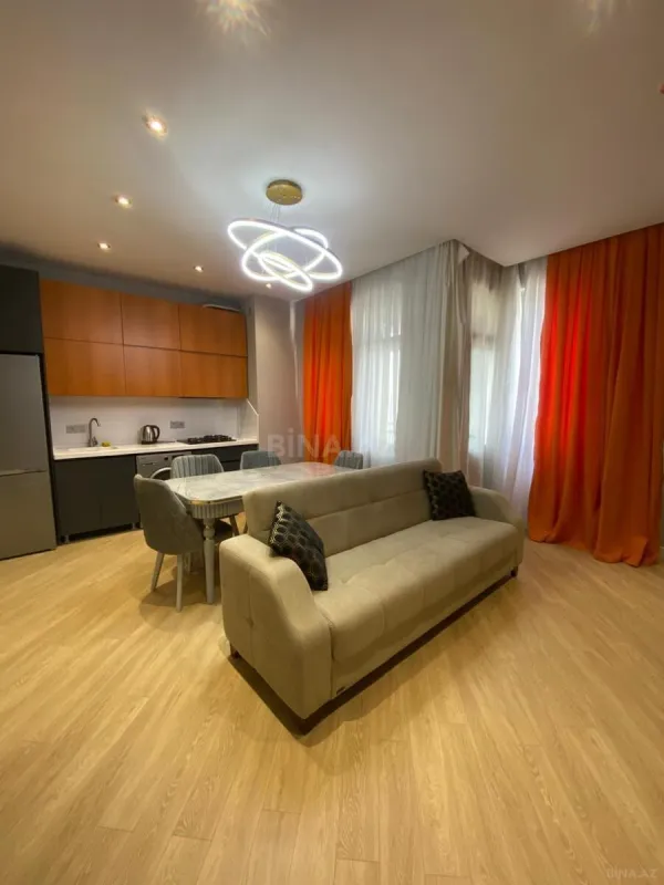 Kirayə verilir 3 otaqlı mənzil 85 m²