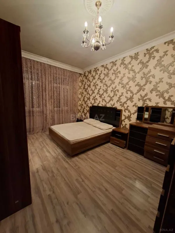 Kirayə verilir 2 otaqlı mənzil 70 m²