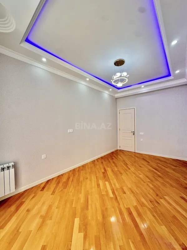 Satılır 3 otaqlı mənzil 104 m²