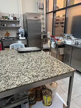 Satılır obyekt 135 m²