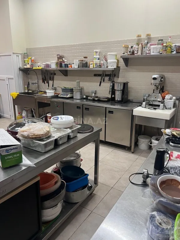 Satılır obyekt 135 m²