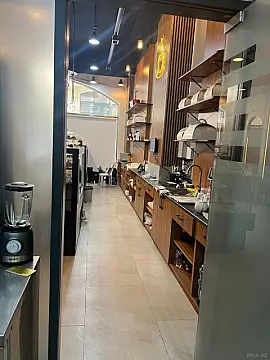 Satılır obyekt 135 m²