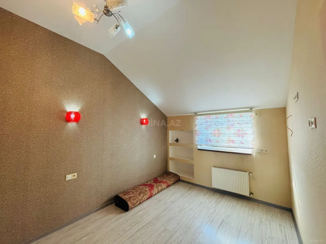 Satılır 6 otaqlı həyət evi 100 m²