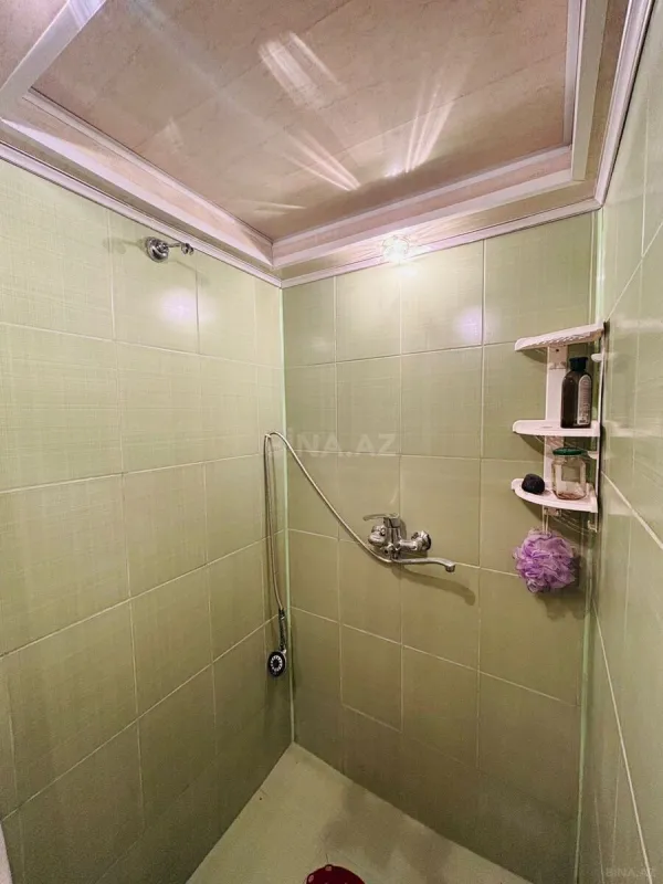 Satılır 6 otaqlı həyət evi 100 m²