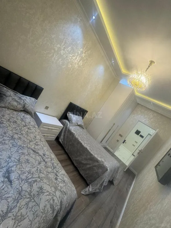 Satılır 3 otaqlı mənzil 106 m²