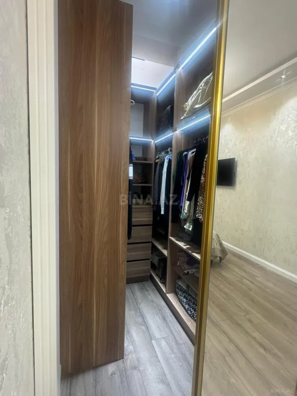 Satılır 3 otaqlı mənzil 106 m²