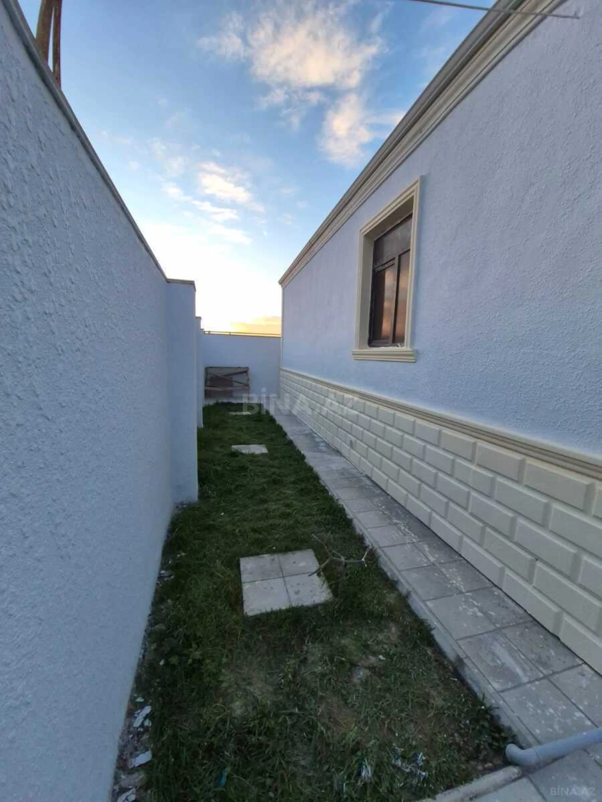 Satılır 3 otaqlı həyət evi 100 m²