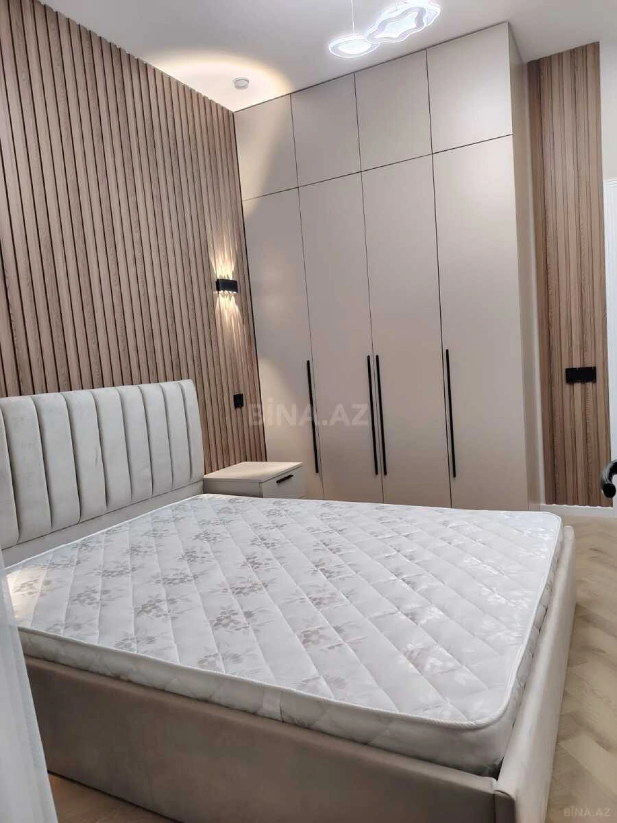 Satılır 2 otaqlı mənzil 66.2 m²
