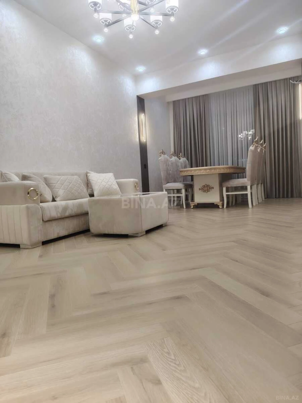 Satılır 2 otaqlı mənzil 66.2 m²