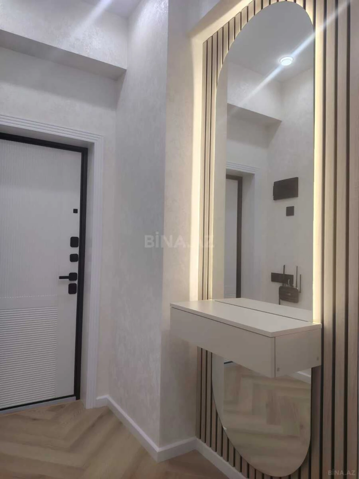 Satılır 2 otaqlı mənzil 66.2 m²