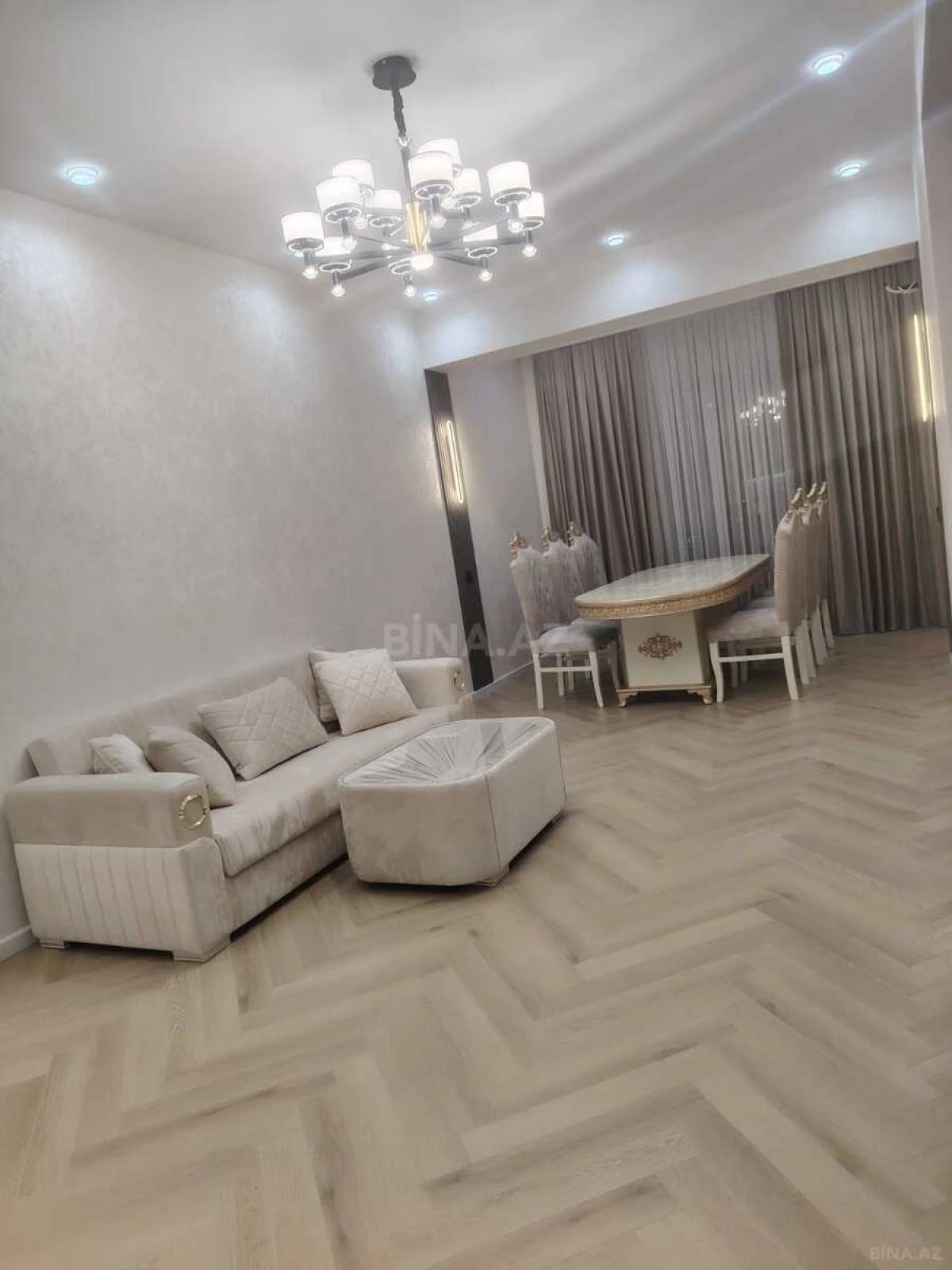 Satılır 2 otaqlı mənzil 66.2 m²