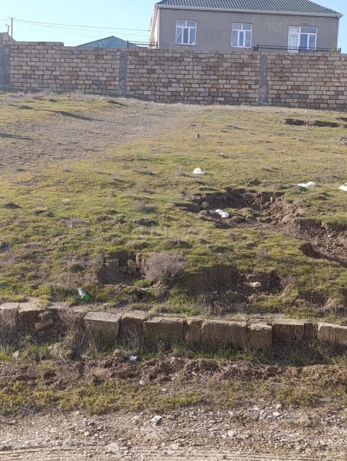 Satılır torpaq sahəsi 10 m²